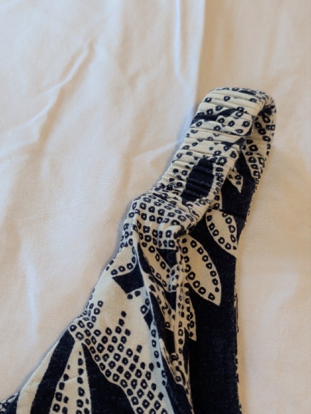 Soma Cool Nights Navy & White Floral Sleepwear Cami / Tank - Size L - Picture 8 of 8